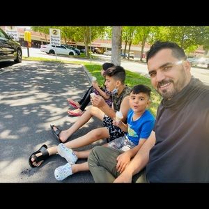 Meet your Posher, Hewad